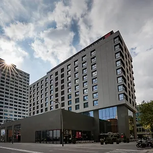 https://leonardo-royal-hotel-barcelona-fira.catalonia-hotels.com