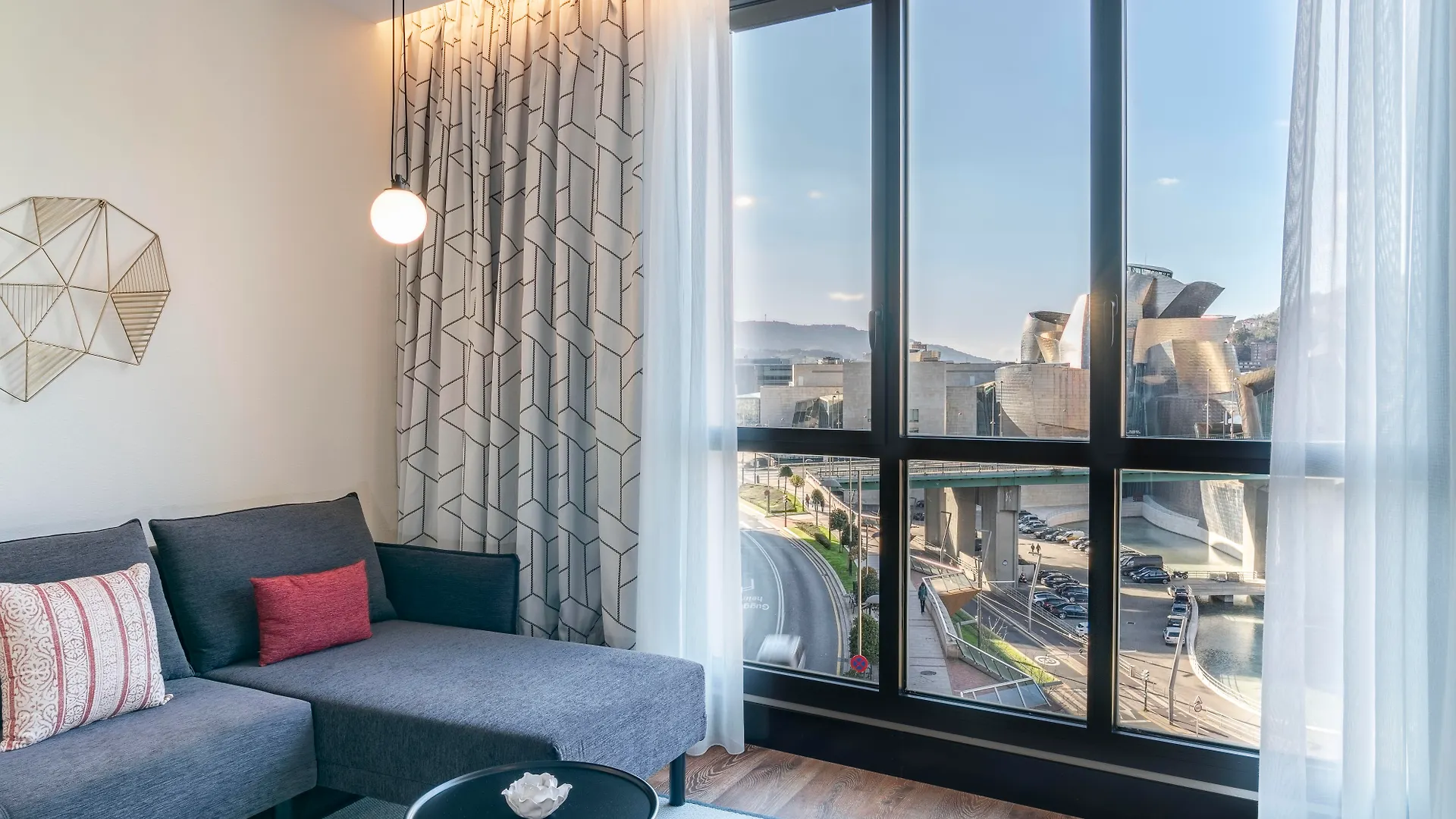 Hotel Vincci Consulado de Bilbao 4*,